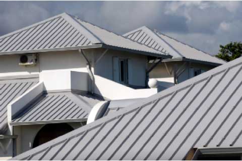 3 Benefits Metal Roofing Offers Over Other Roofing Systems